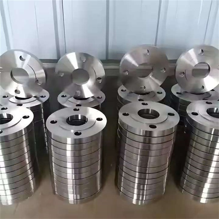 Carbon Steel Weld Neck Flange price